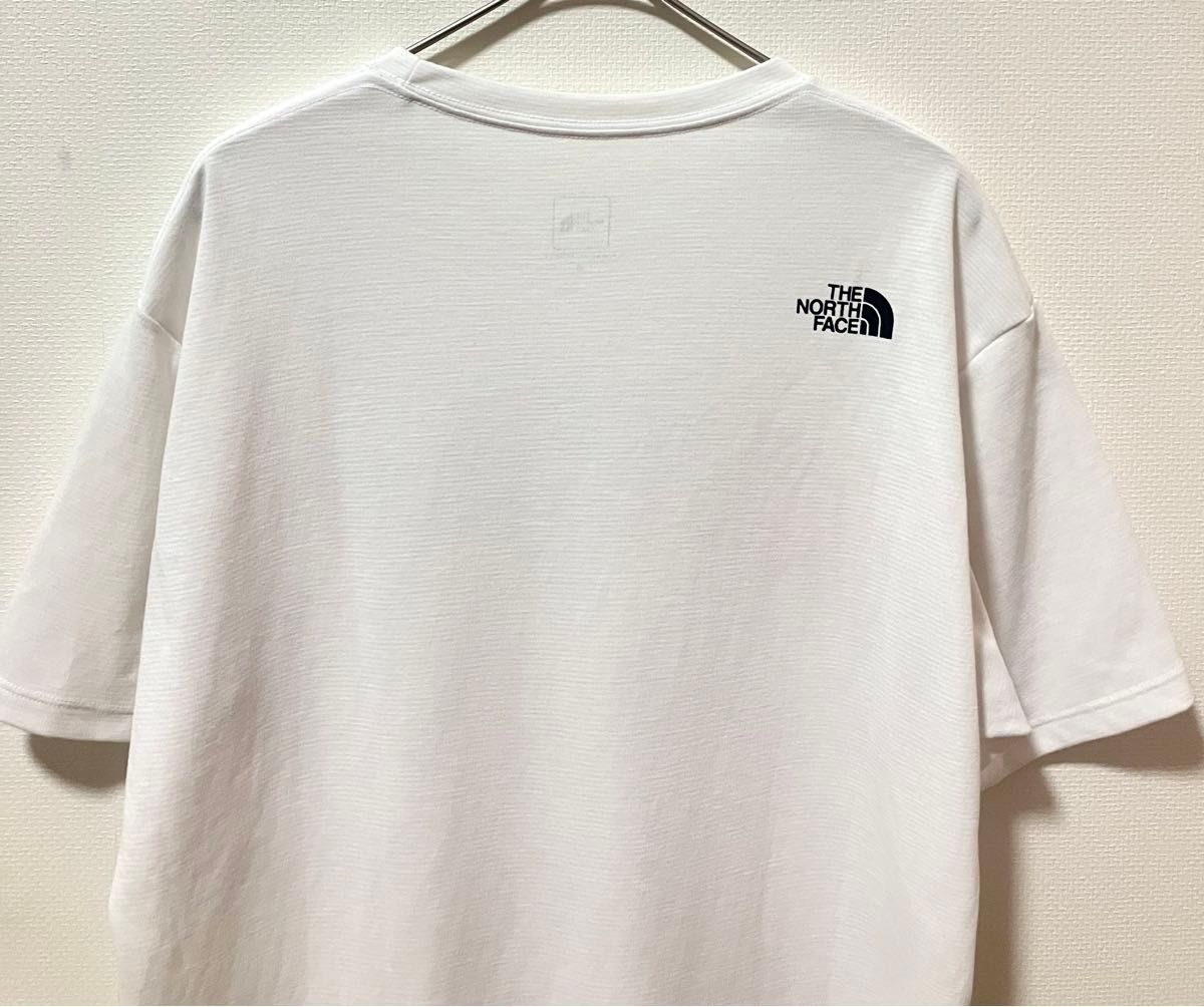 美品　THE NORTH FACE ノースフェイス ビッグブランドロゴTシャツ  バックプリント薄手素材