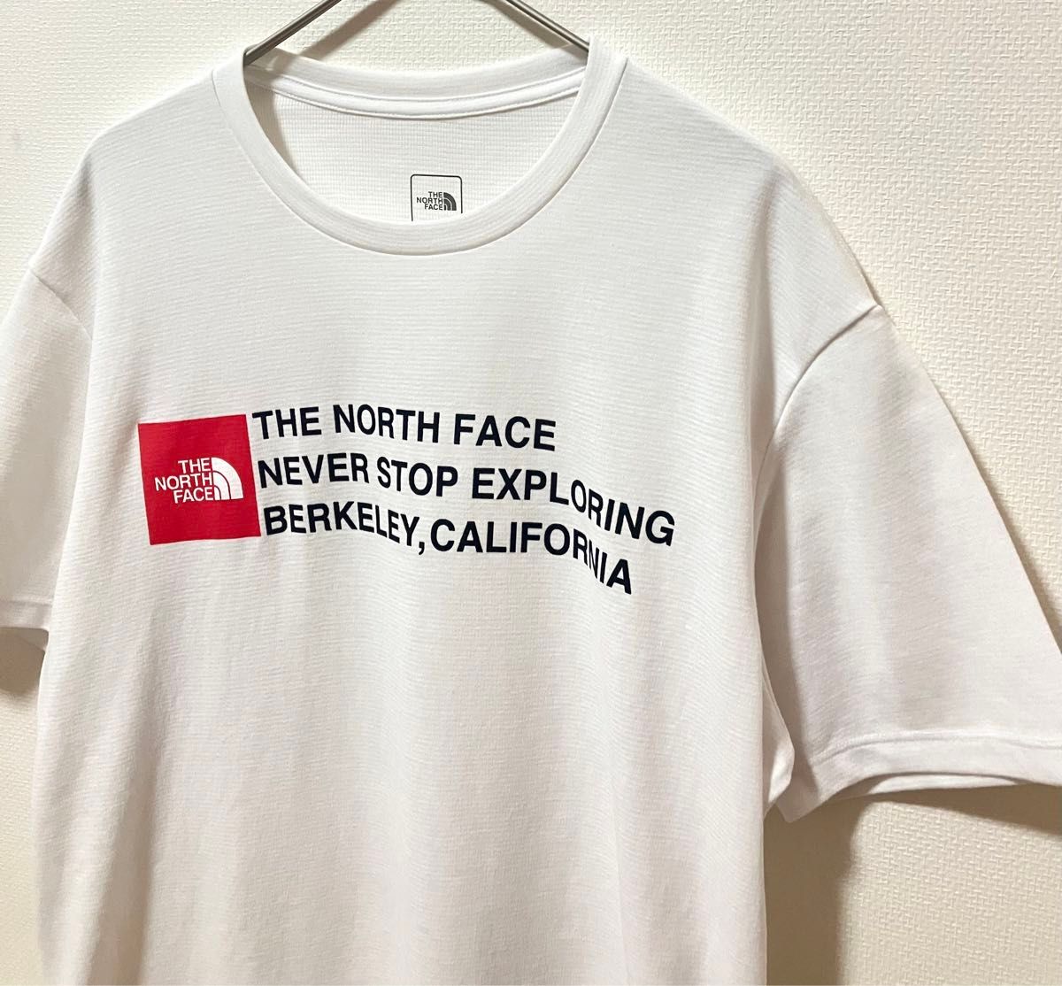 美品　THE NORTH FACE ノースフェイス ビッグブランドロゴTシャツ  バックプリント薄手素材