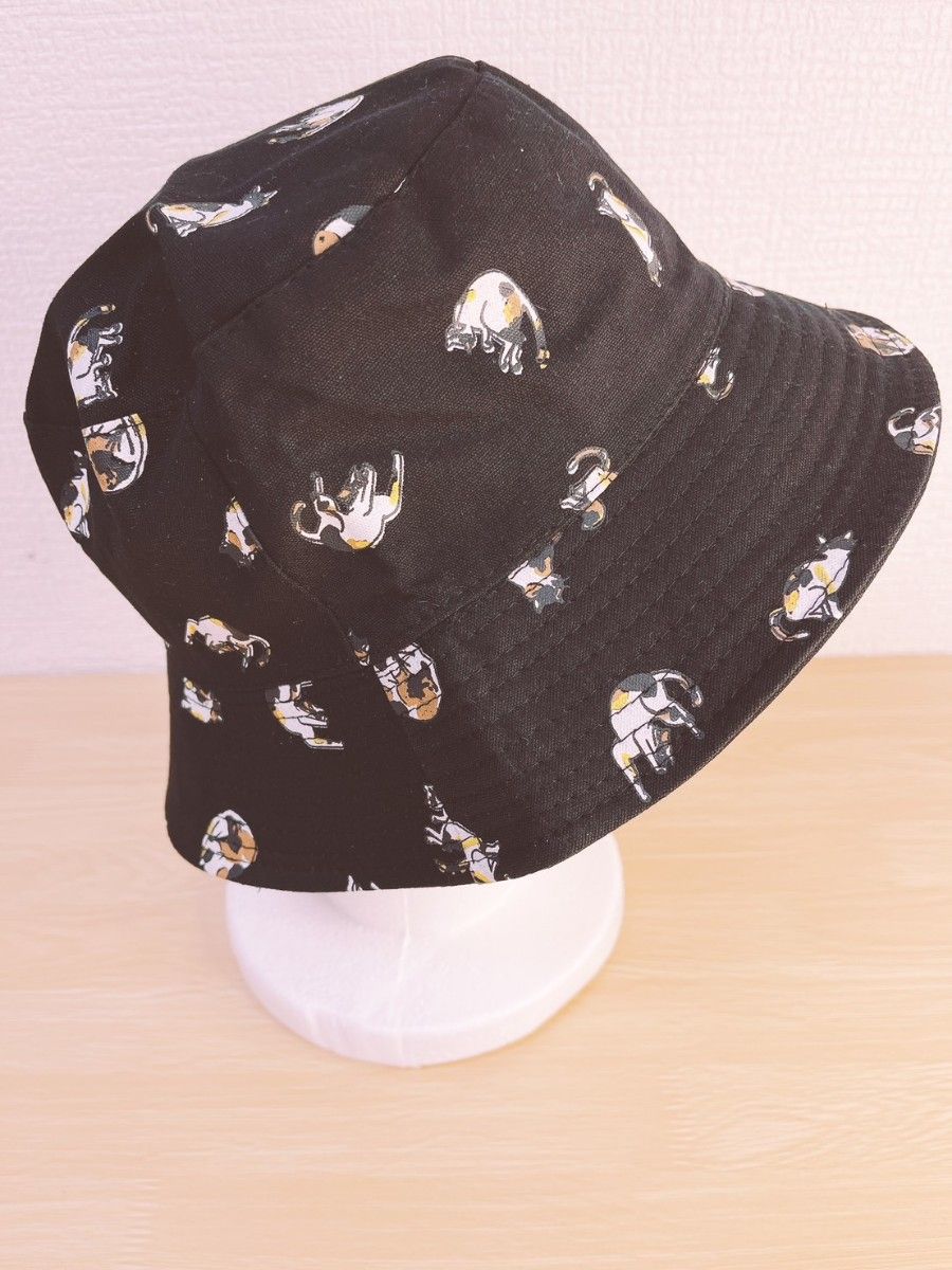 帽子 uvカット カジュアル 小顔効果 折畳み可 日よけ 紫外線カット 猫 猫柄 リバーシブル バケットハット 黒 ブラック 新品