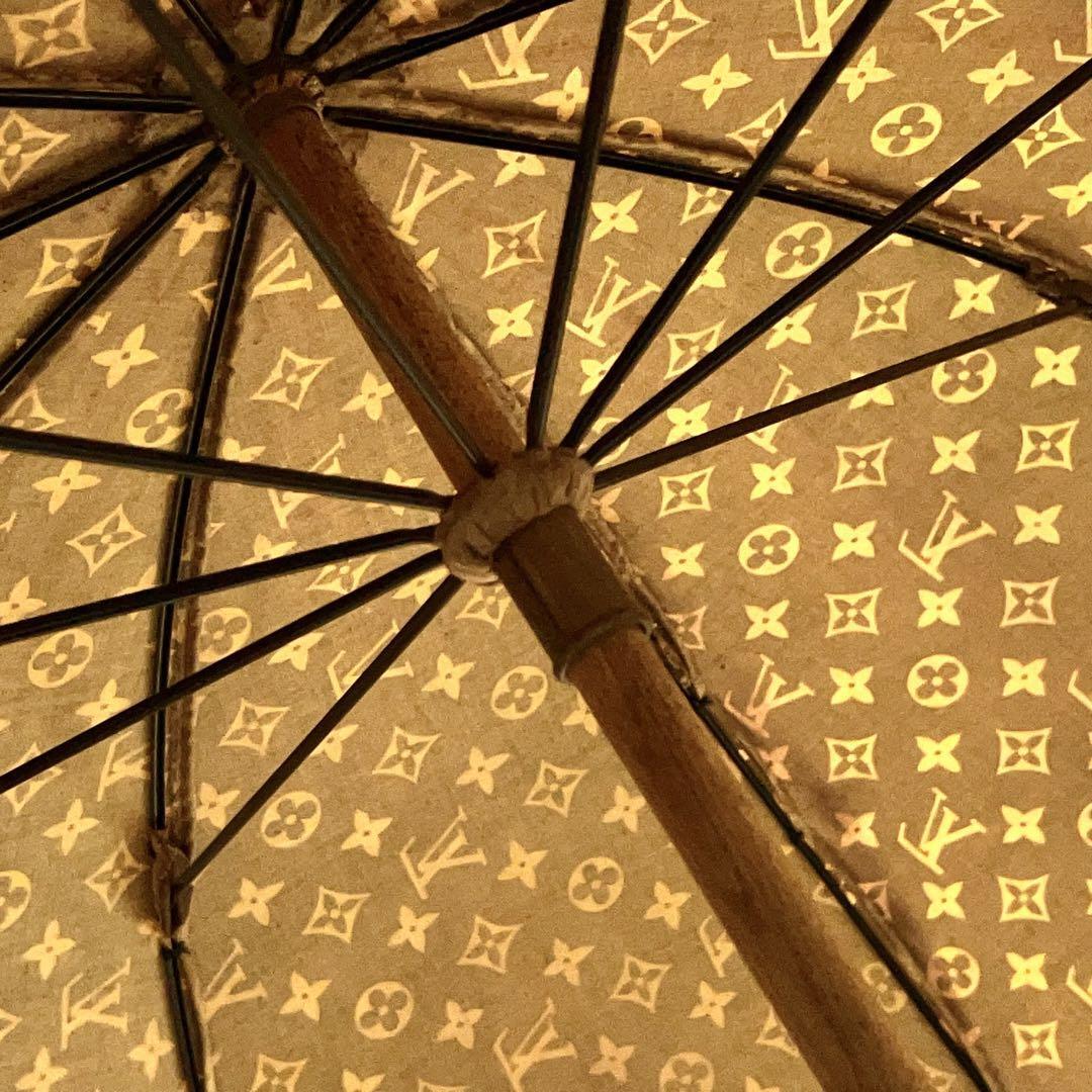 【1円　希少】　ルイヴィトン　Louis Vuitton　日傘　傘　モノグラム　パラプルュイ　総柄　木製 梅雨　雨_画像5
