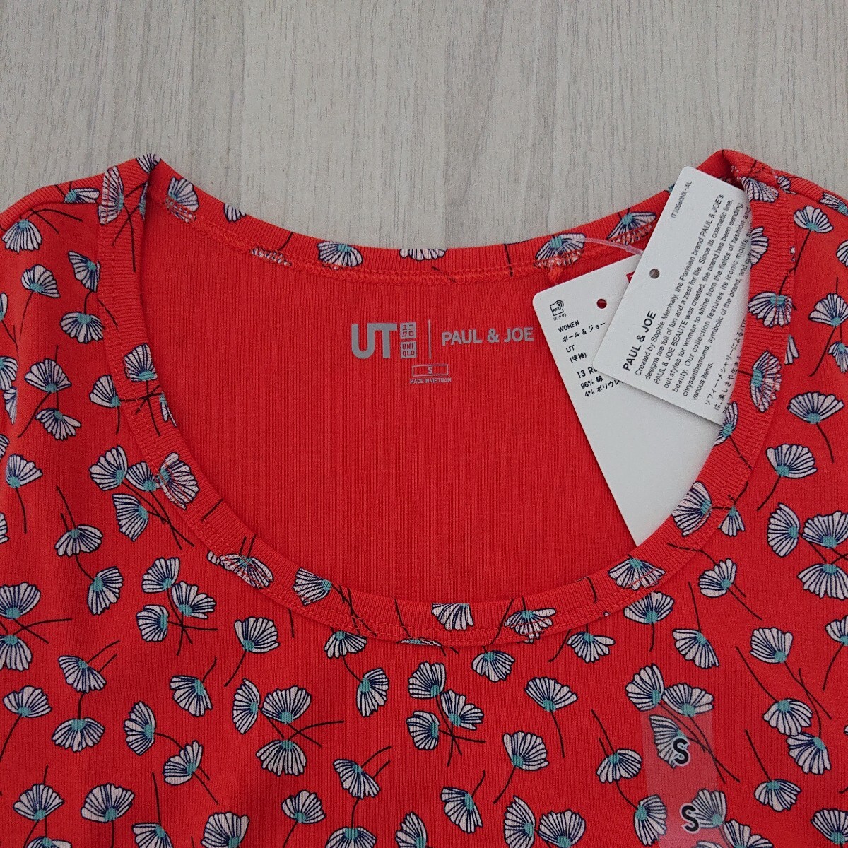【新品未使用】ユニクロ ポール&ジョー 半袖 花柄 Tシャツ UT 赤 S_画像5