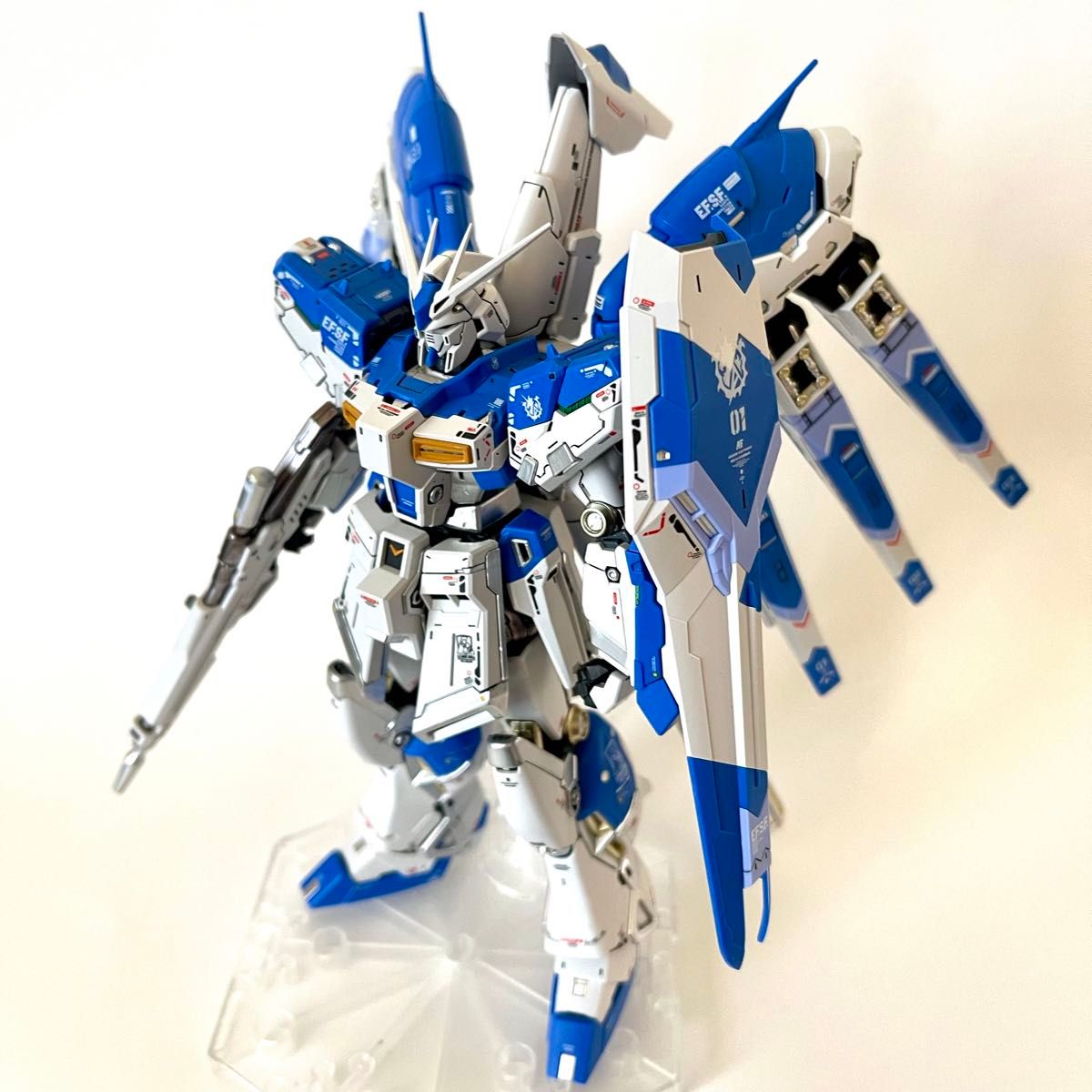 RX-93-ν2 Hi-ν GUNDAM ハイニューガンダム 完成品 RG 1/144 RX-93-ν2 Hi-ν GUNDAM ハイニューガンダム 完成品 RG 1/144