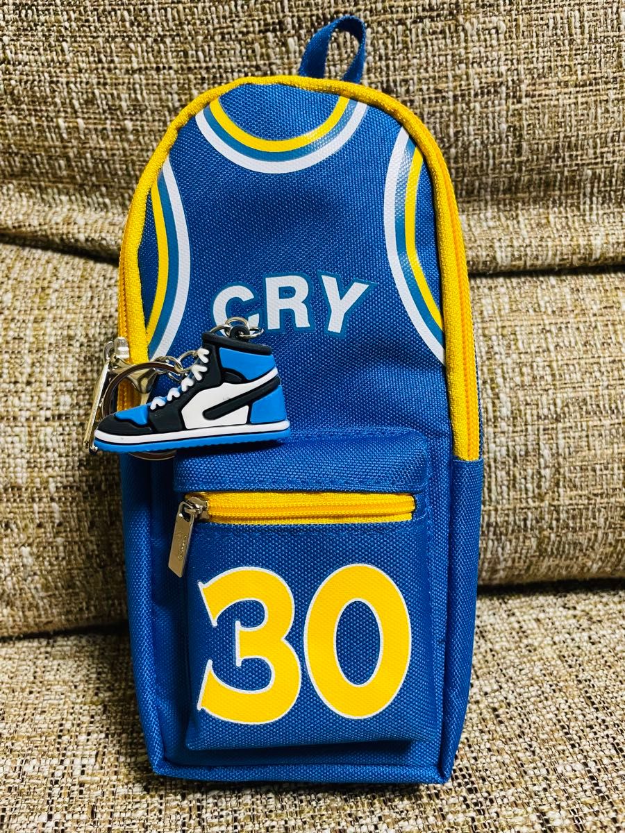 【再入荷】ペンケース　筆箱　キーホルダー付き　バスケ　男の子　NBA リュック