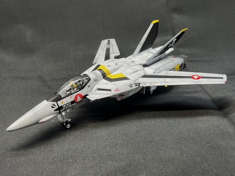  Hasegawa 1/72 VF-1S final product 