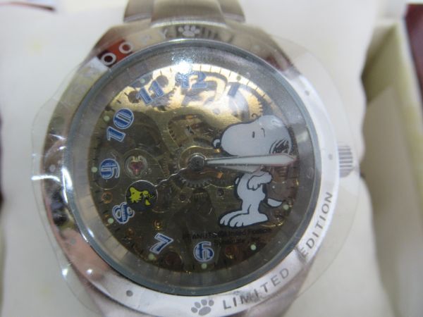  Snoopy wristwatch SNOOPY LIMITED EDITION Peanuts watch collection PEANUTS WATCH COLLECTION limited goods unused 