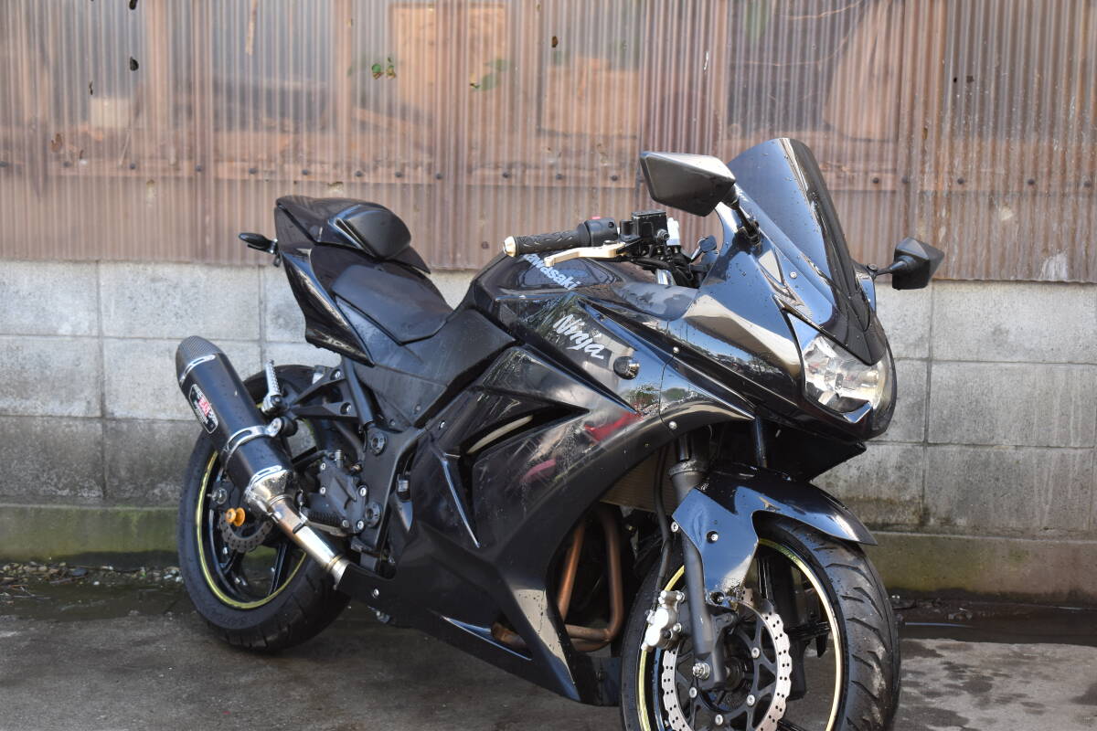 カワサキ★ ニンジャ２５０Ｒ　ＦＩ車☆ＥＸ２５０Ｋ　☆人気 　売り切り　ＧＳＲ　Ｚ　ＣＢＲ　ホーネット　バリオス　ＶＴＲ　ＴＲ_画像2