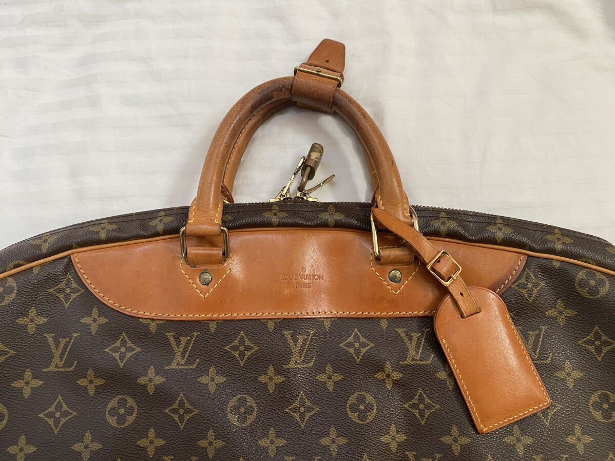 中古　LOUIS VUITTON　ルイヴィトン　アリゼ・アン・ポッシュ　ガーメントバッグ　旅行鞄　モノグラム_画像2