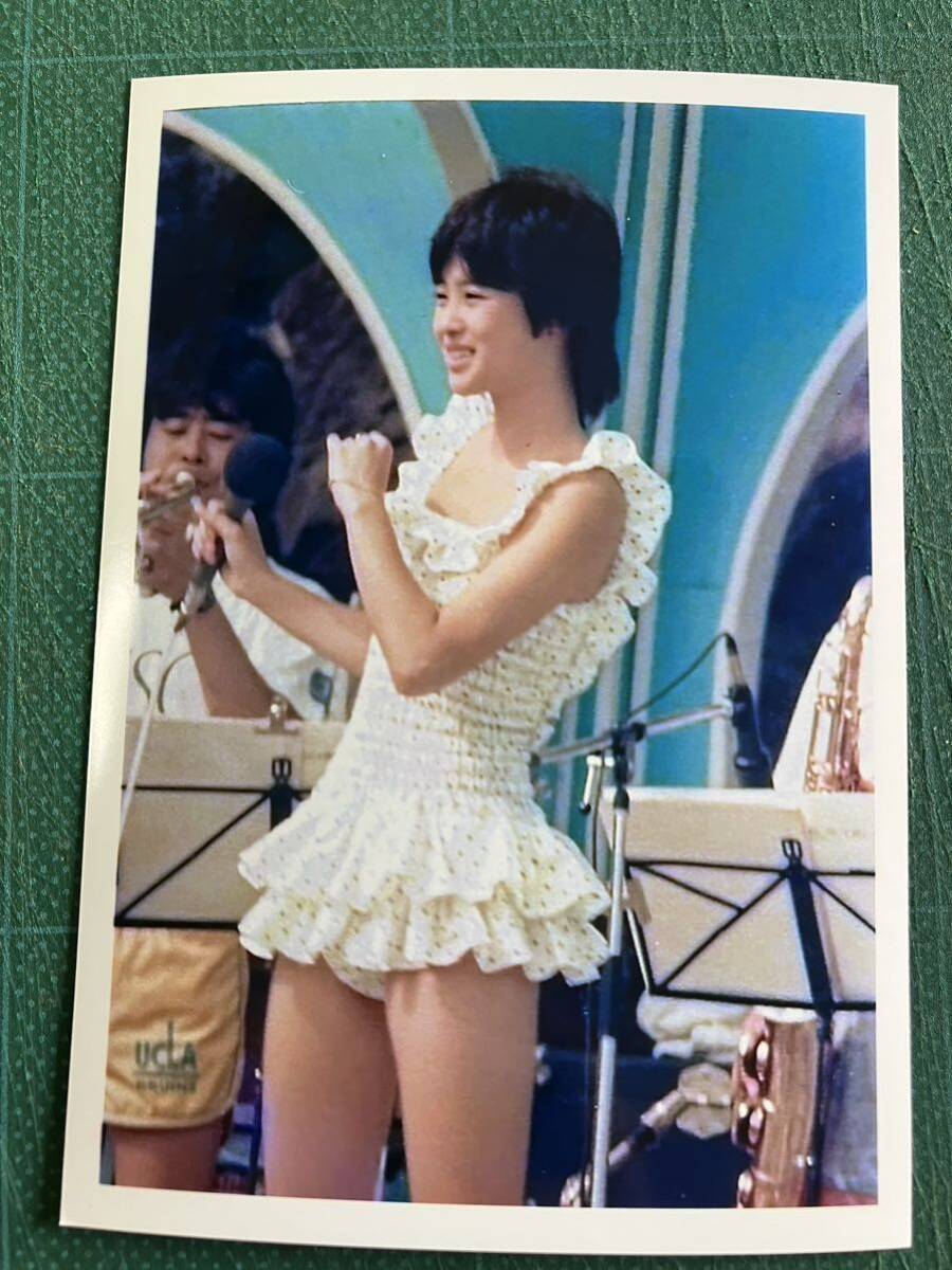 [ rare ] Matsuda Seiko photograph dot swimsuit frill futoshi . Showa era star 80 period idol 