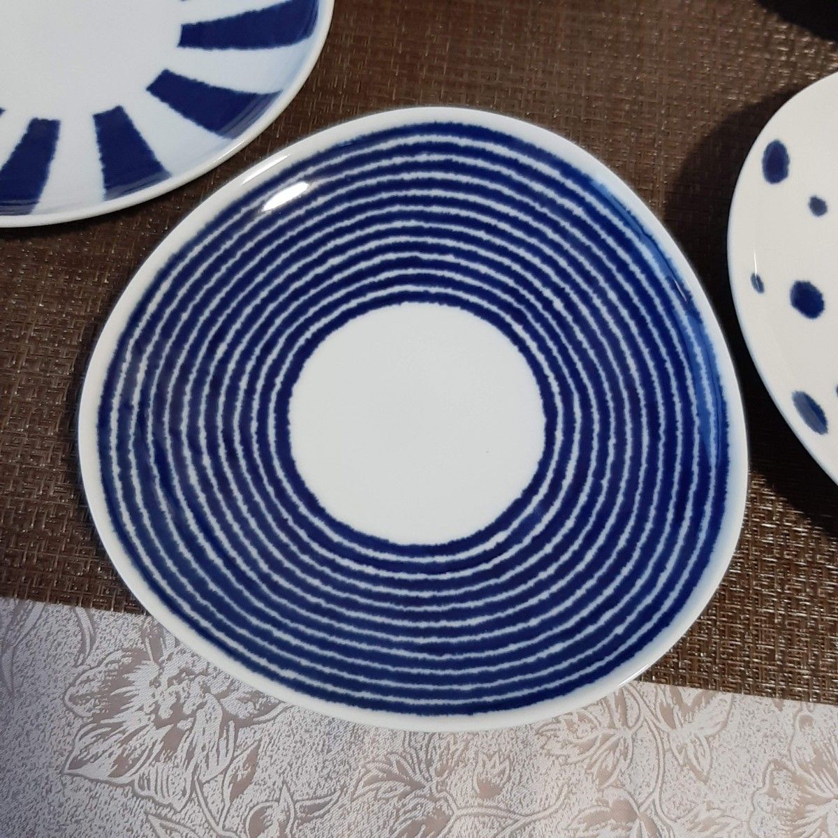 【5枚】新品 日本製 波佐見焼 藍玉 16cm 取皿 中皿 ケーキ皿 ホワイト ネイビー 和モダン