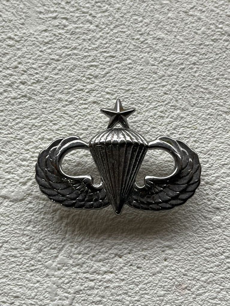 米軍放出 アメリカ空軍 空挺章 シニア Air Force Parachutist Badge, Senior 部隊章 バッジ_画像1