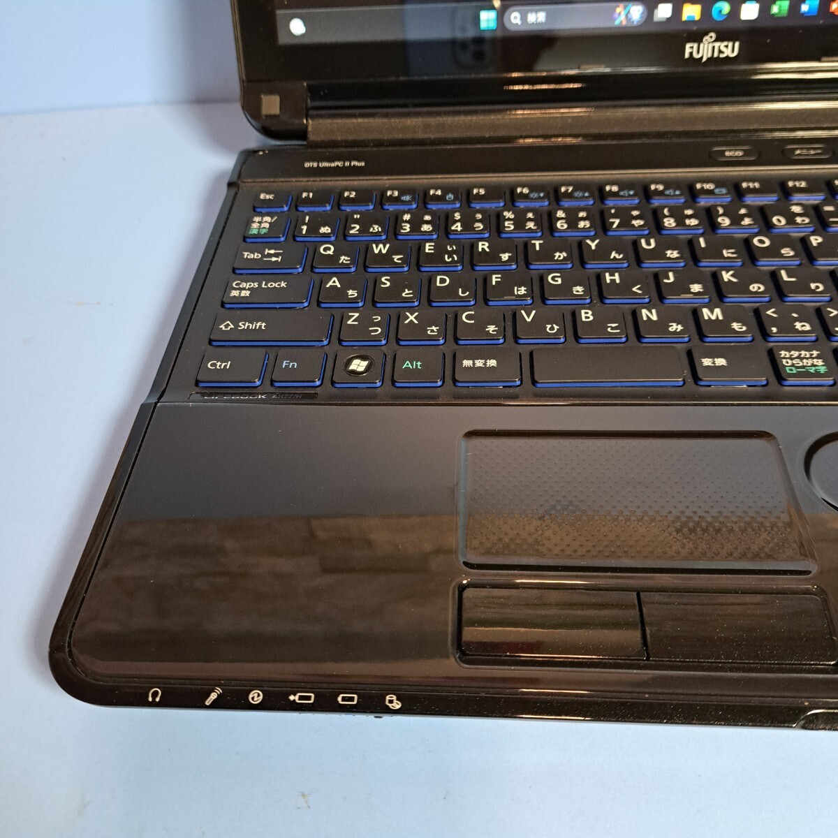 * сильнейший Corei7* память 16GB/ новый товар SSD512GB/LIFEBOOK/AH77/H/Windows11Pro/Web камера /Office2019H&B/ Fujitsu /FUJITSU/ автомобиль i колено черный /4 core 