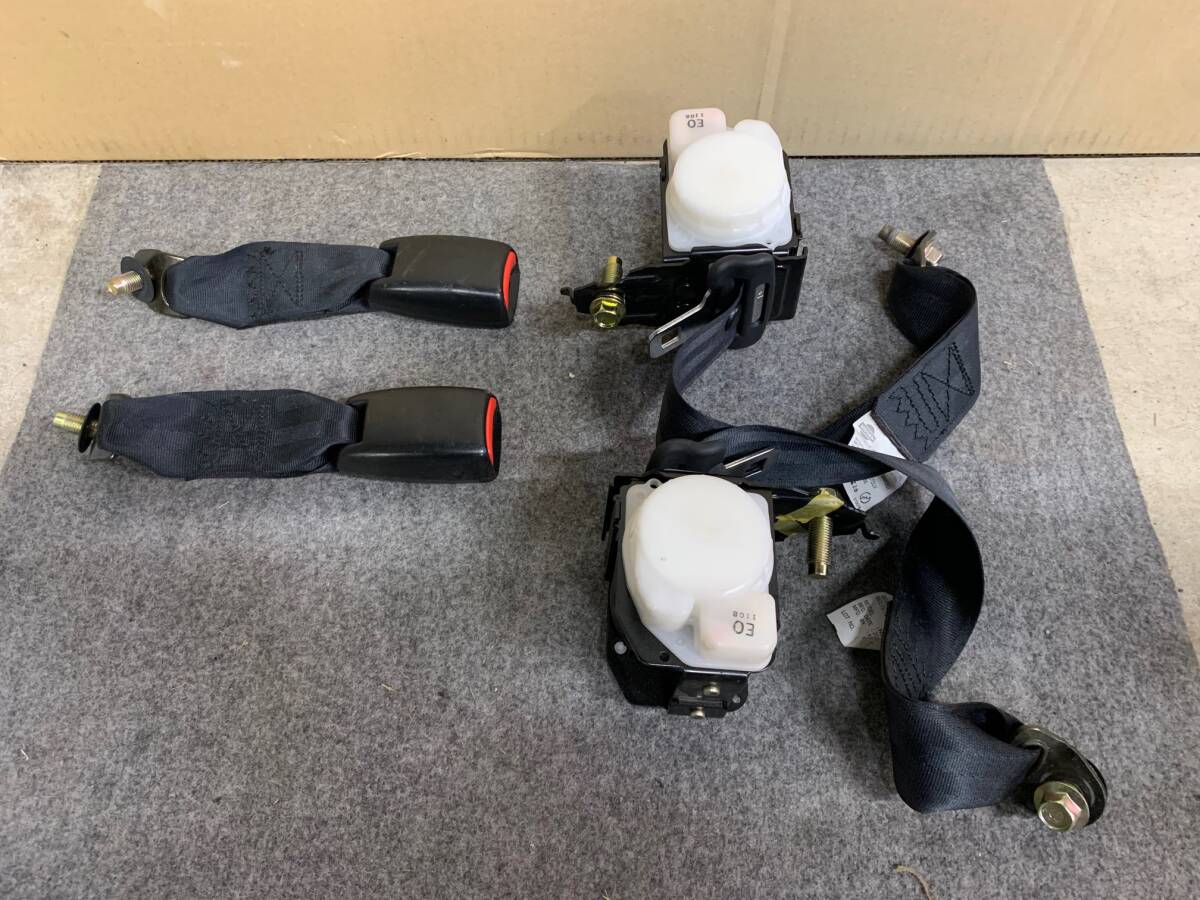  Nissan original Skyline GT-R BNR34 R34 latter term type pretensioner seat belt ASSY front set 