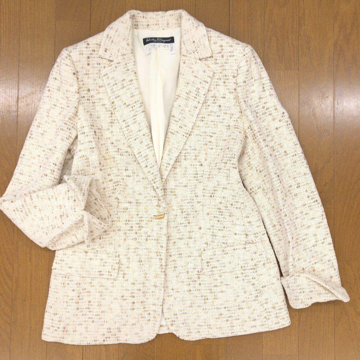 * beautiful goods made in Italy Salvatore Ferragamo Salvatore Ferragamo silk . summer tweed jacket 42 ivory tailored jacket 