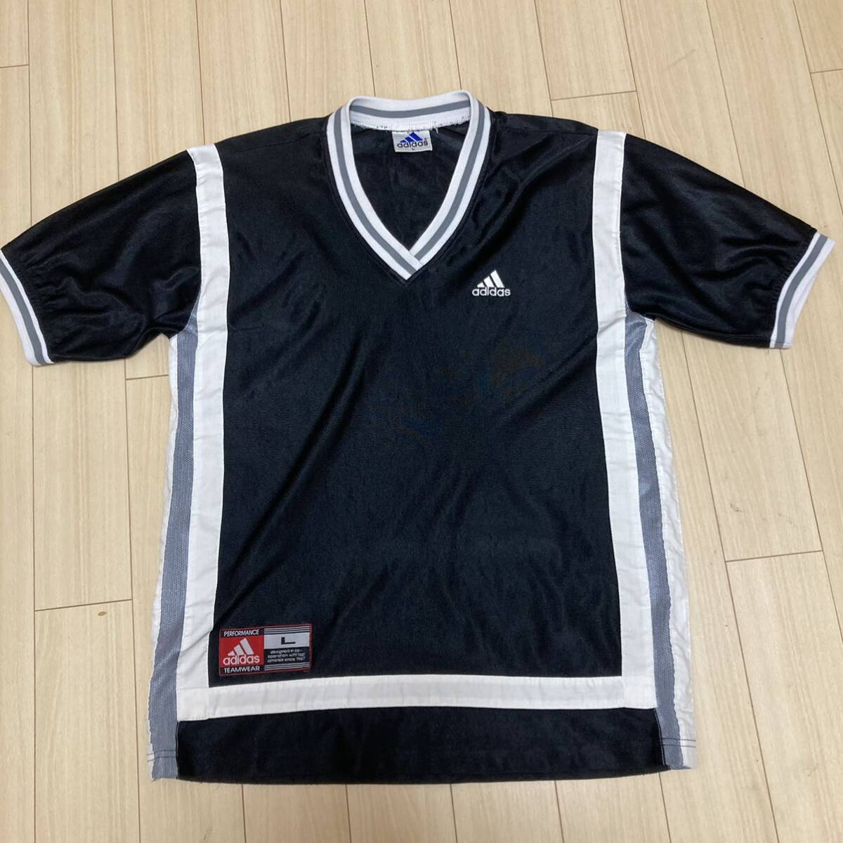 adidas アディダスゲームシャツ/L/ポリエステル/黒/90s万国旗タグ◎ビンテージ古着_画像2