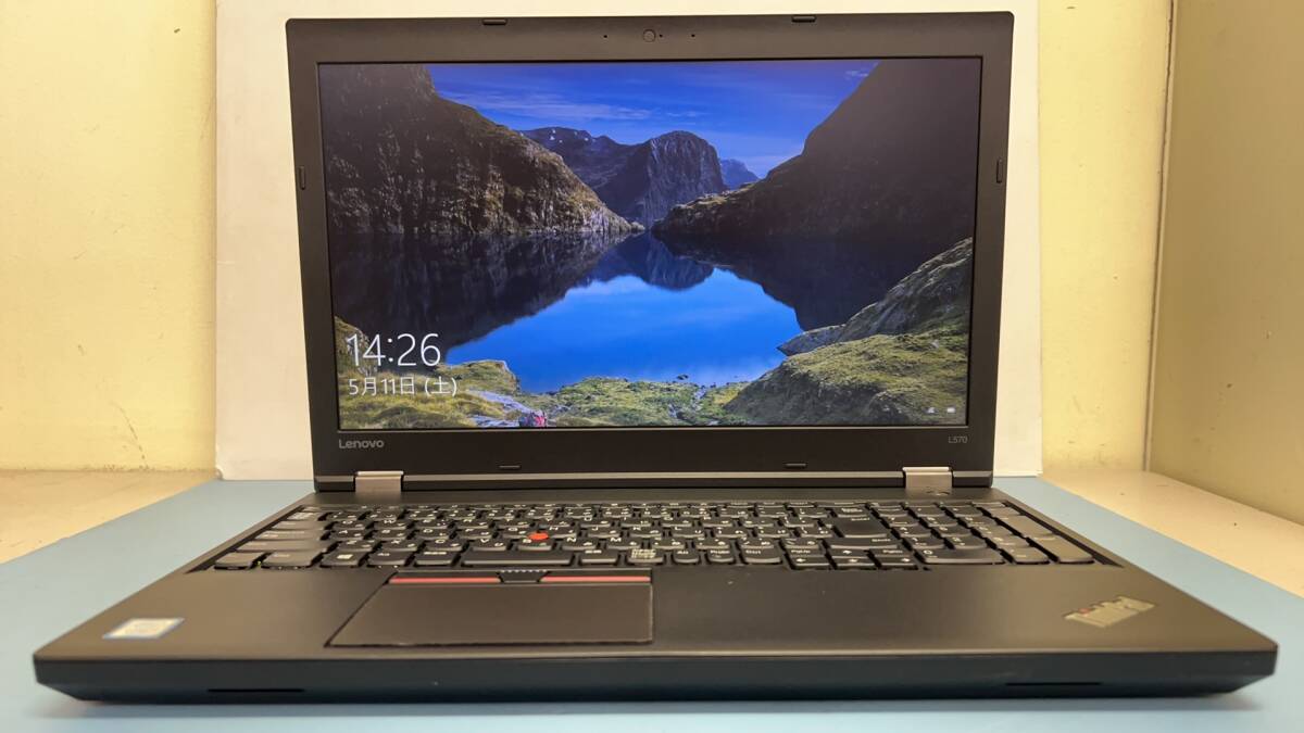 中古ノートパソコン★Windows10★Lenovo ThinkPad Core i3-7100U/@2.40GHz/8GB/HDD 320GB/15インチ以上★a6_画像1