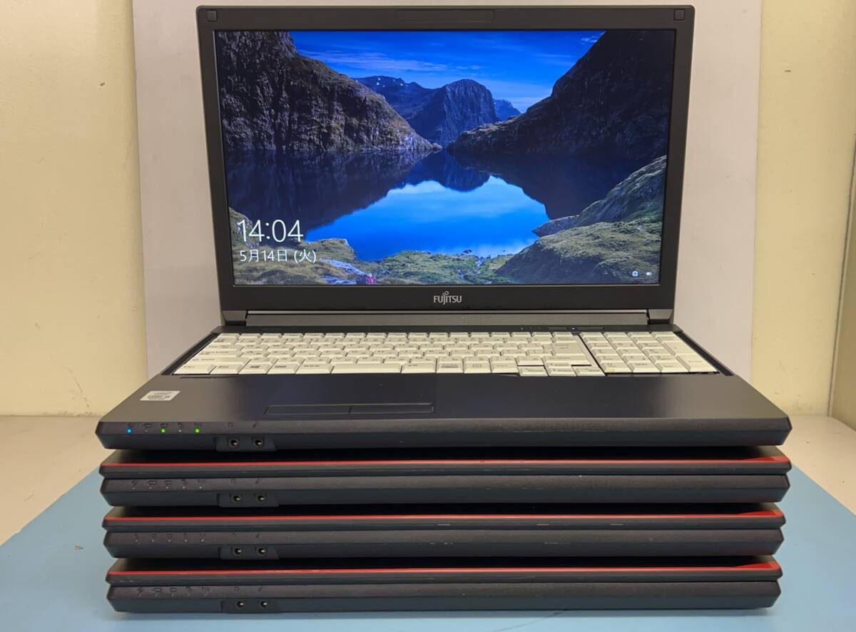 中古ノートパソコン ４台セット ★Windows10★Fujitsu Core i5-10310U/@2.21GHz/8GB/SSD 256GB/15インチ以上★_画像1