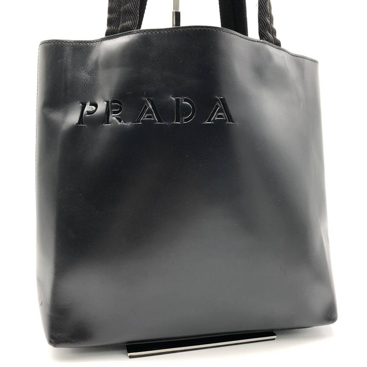 1円〜【希少/極美品】PRADA プラダ ロゴ型抜き メンズ トートバッグ 肩掛け B5 ハンド ビジネス カーフ レザー 本革 ブラック イタリア製_画像1