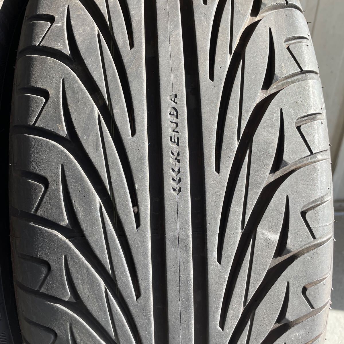 ☆KENDA RADIAL KAISER 225/45R18 2本☆の画像3