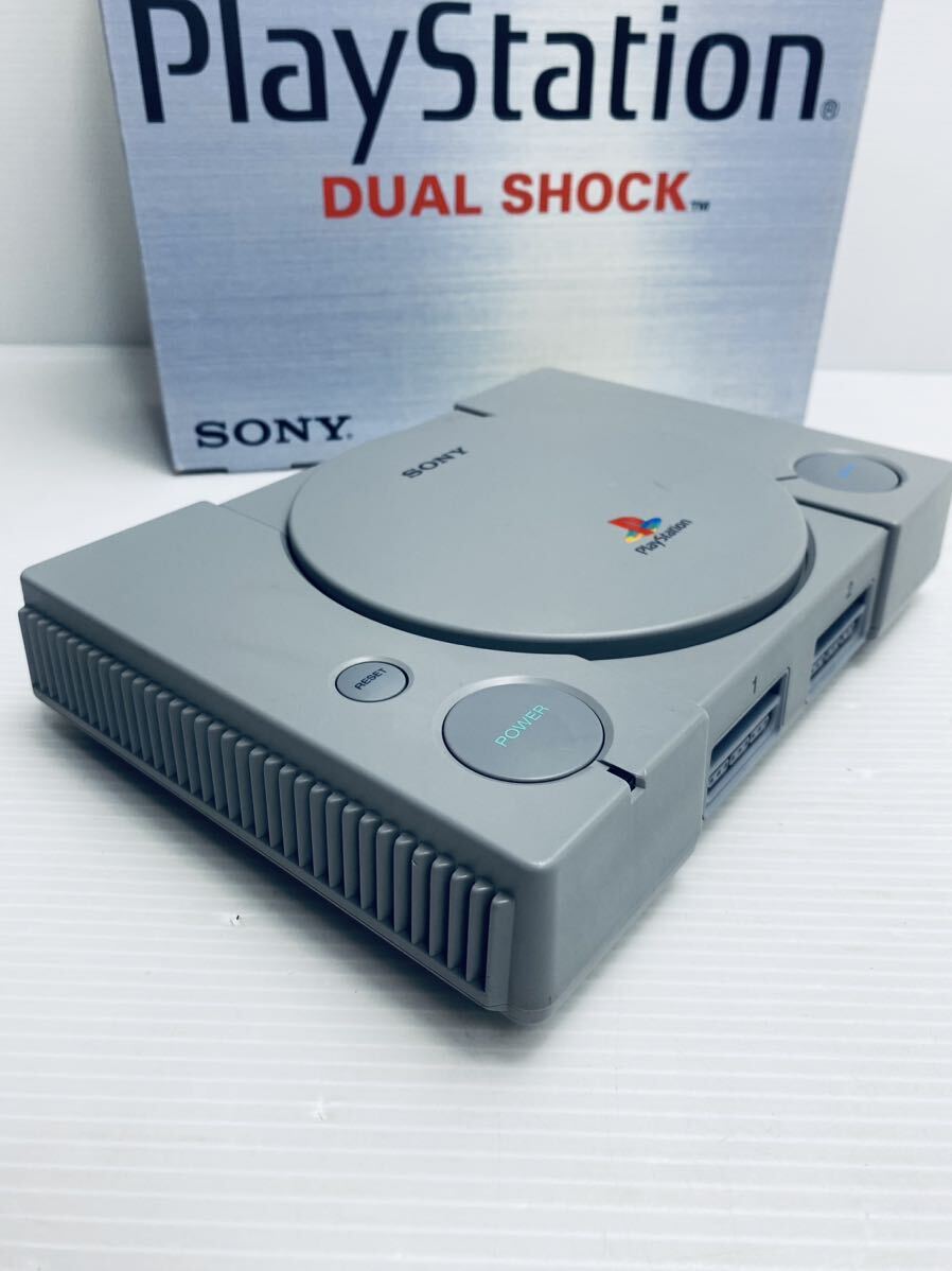 美品/動作品レトロゲーム PS1 PlayStationプレイステーション1 SCPH-7000 箱付 純正 コントローラ,AVケーブル,ゲームソフト 希少品(H-36)_画像5