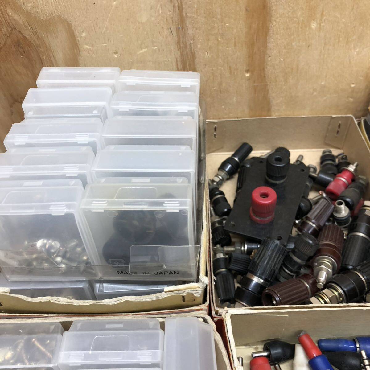  audio parts electron parts etc. various together used Junk copper line for terminal screw fuse audio parts 