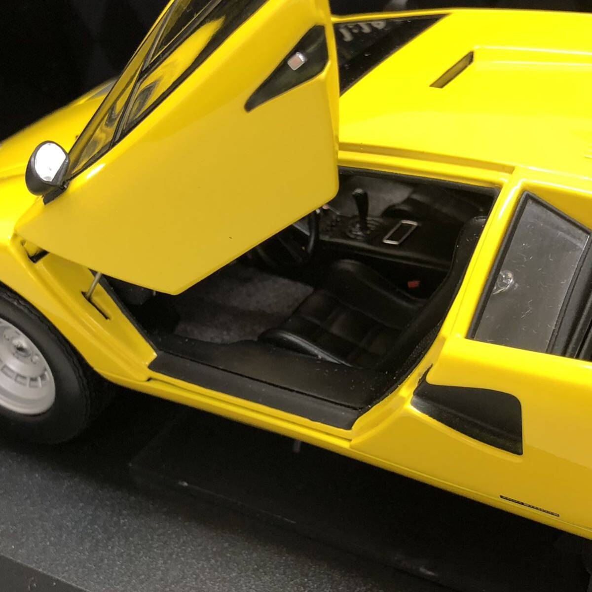 KYOSHO 1/18 литье под давлением машина GORGEOUS COLLECTION Lamborghini счетчик kLP400 желтый б/у текущее состояние товар Kyosho 