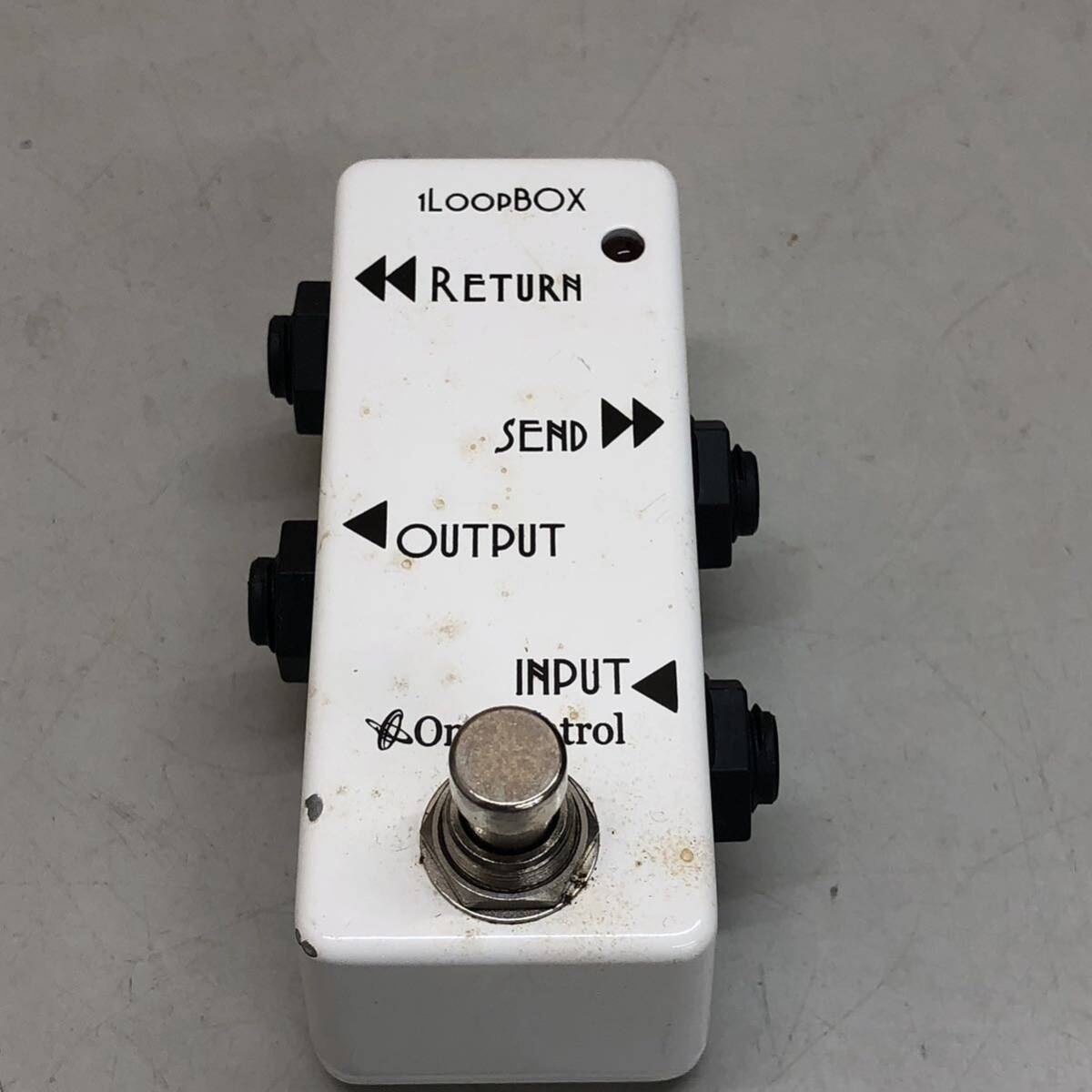 117 One Control 1LoopBox エフェクター 通電確認のみ 現状品 ジャンク品_画像1