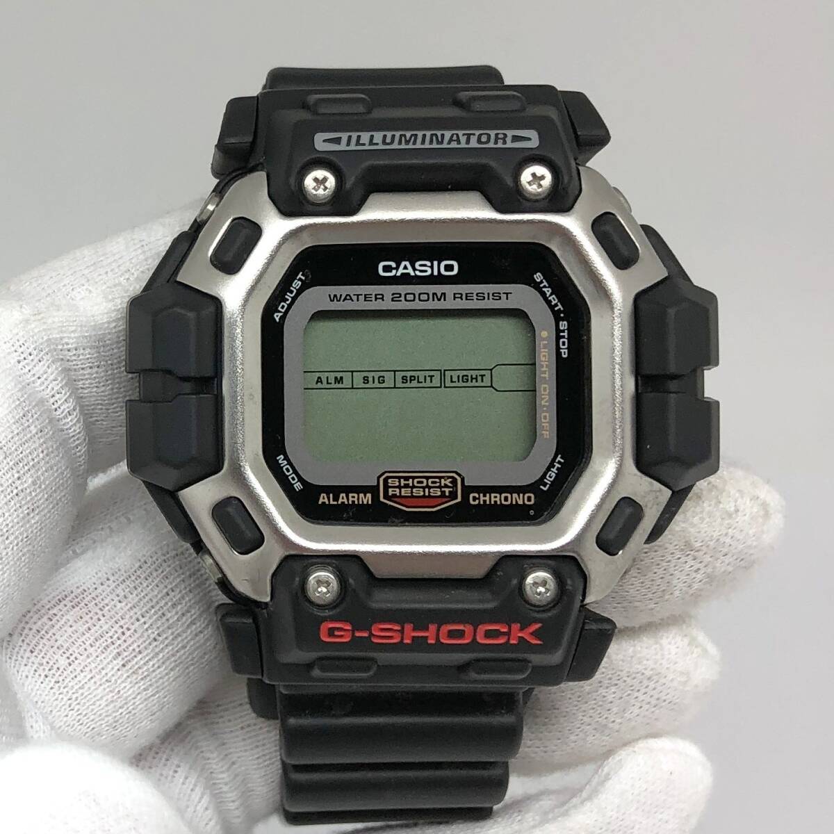 ジャンク G-SHOCK ジーショック 【ITRZKL17QHOK】 CASIO カシオ 腕時計 DW-8300-1V ガンダム インラインホッキー 200M表記 デジタル メンズの画像1