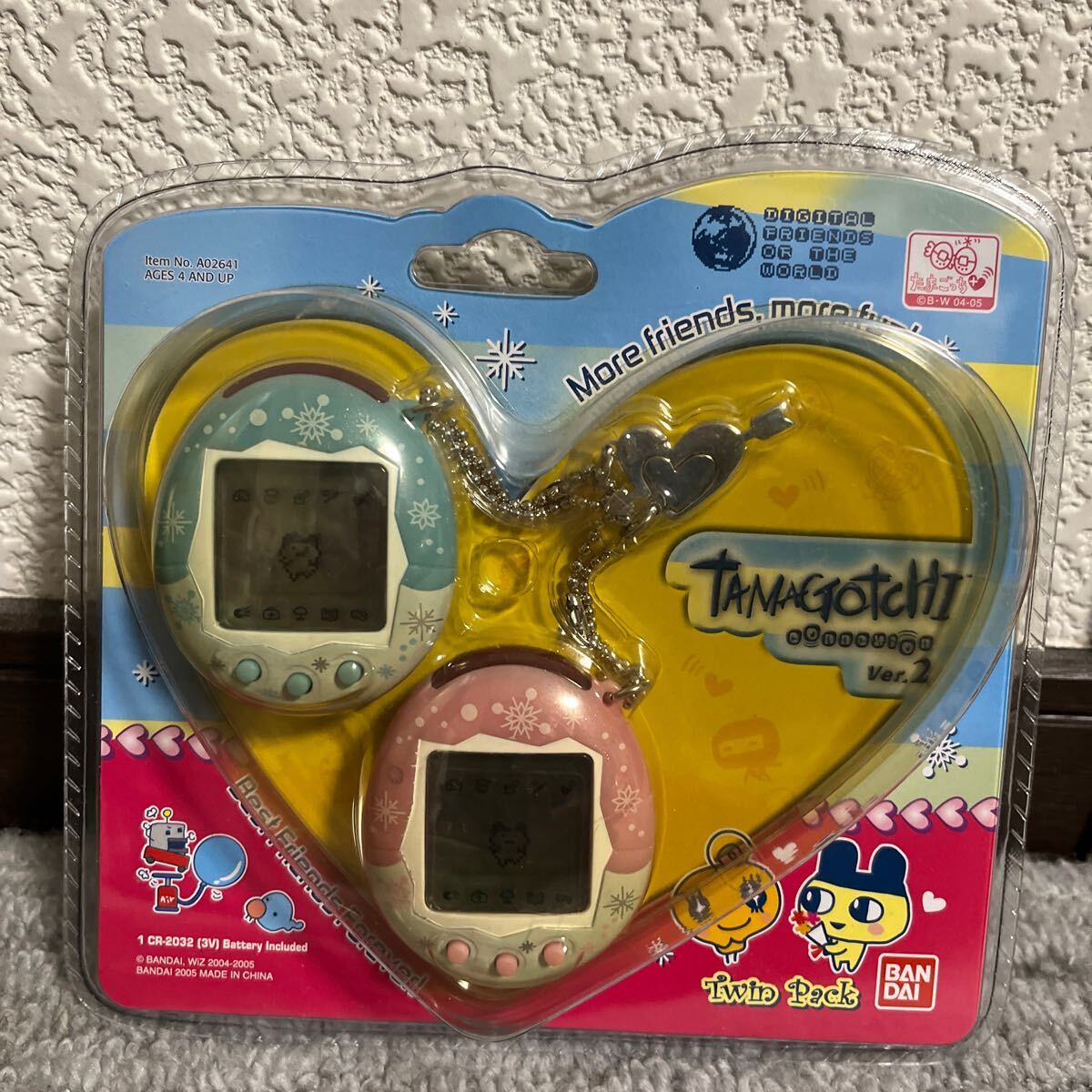 BANDAI tamagotchi connection ver2 twin pack best friends forever たまごっち海外版　未開封_画像1