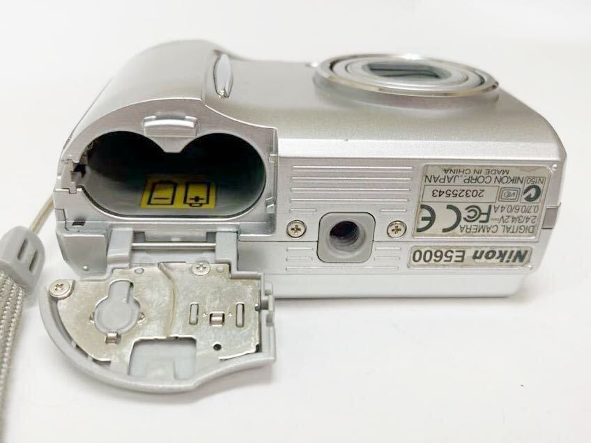Nikon ニコン COOLPIX E5600コンパクトデジタルカメラ デジカメ_画像5