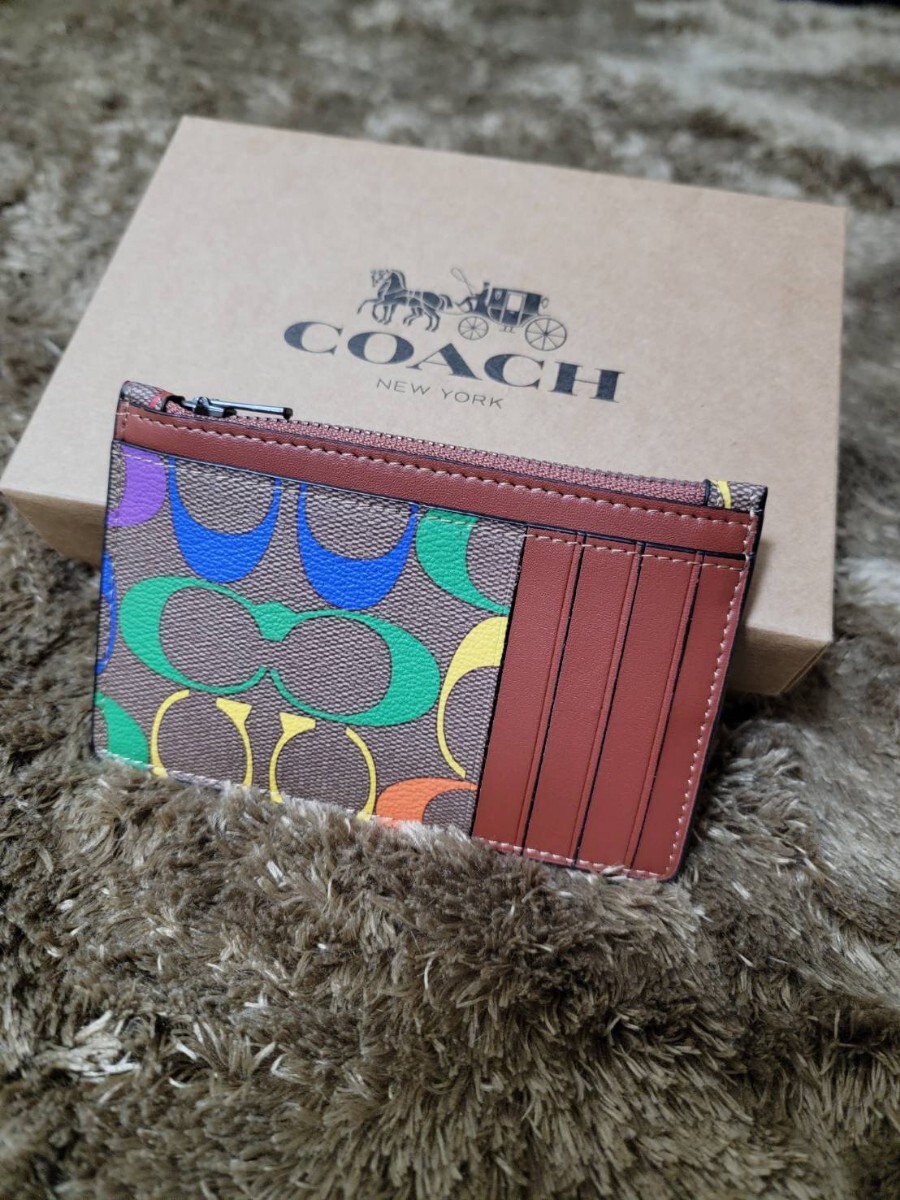 【1スタ】C-527 新品未使用 COACH ジップ カード ケース シグネチャー キャンバス 並行輸入品の画像1