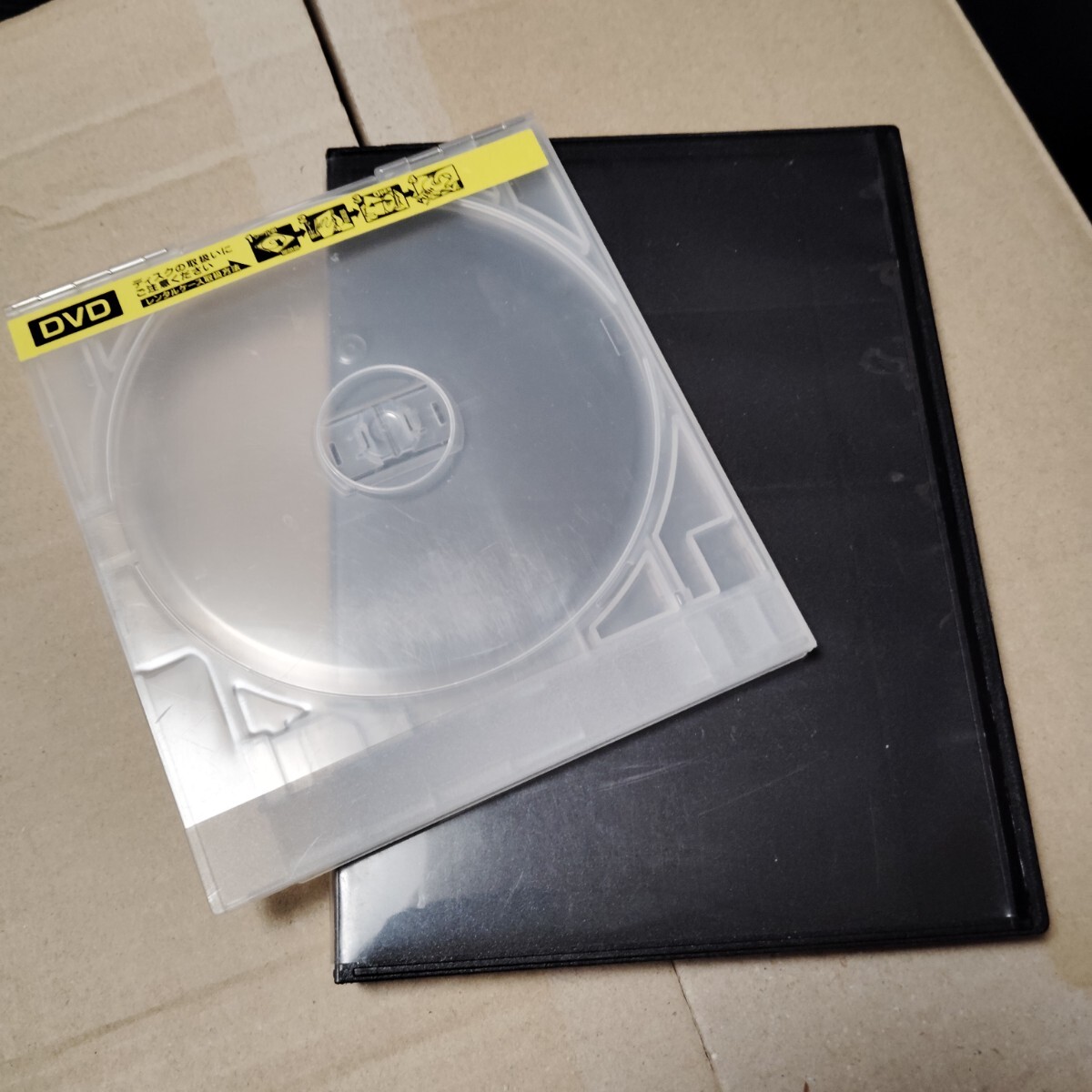 1円スタート！レンタル用 DVD 空ケース 84個セット TSUTAYA スリムタイプ 薄型 レンタル落ち 中古品 プラスチック トールケース_画像3