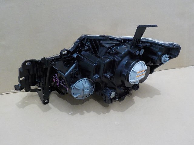 ステップワゴン DBA-RK5 右ヘッドランプ 33101-SZW-J01 ＨＩＤ KOITO 100-22013 [ZNo:05000272]_画像5