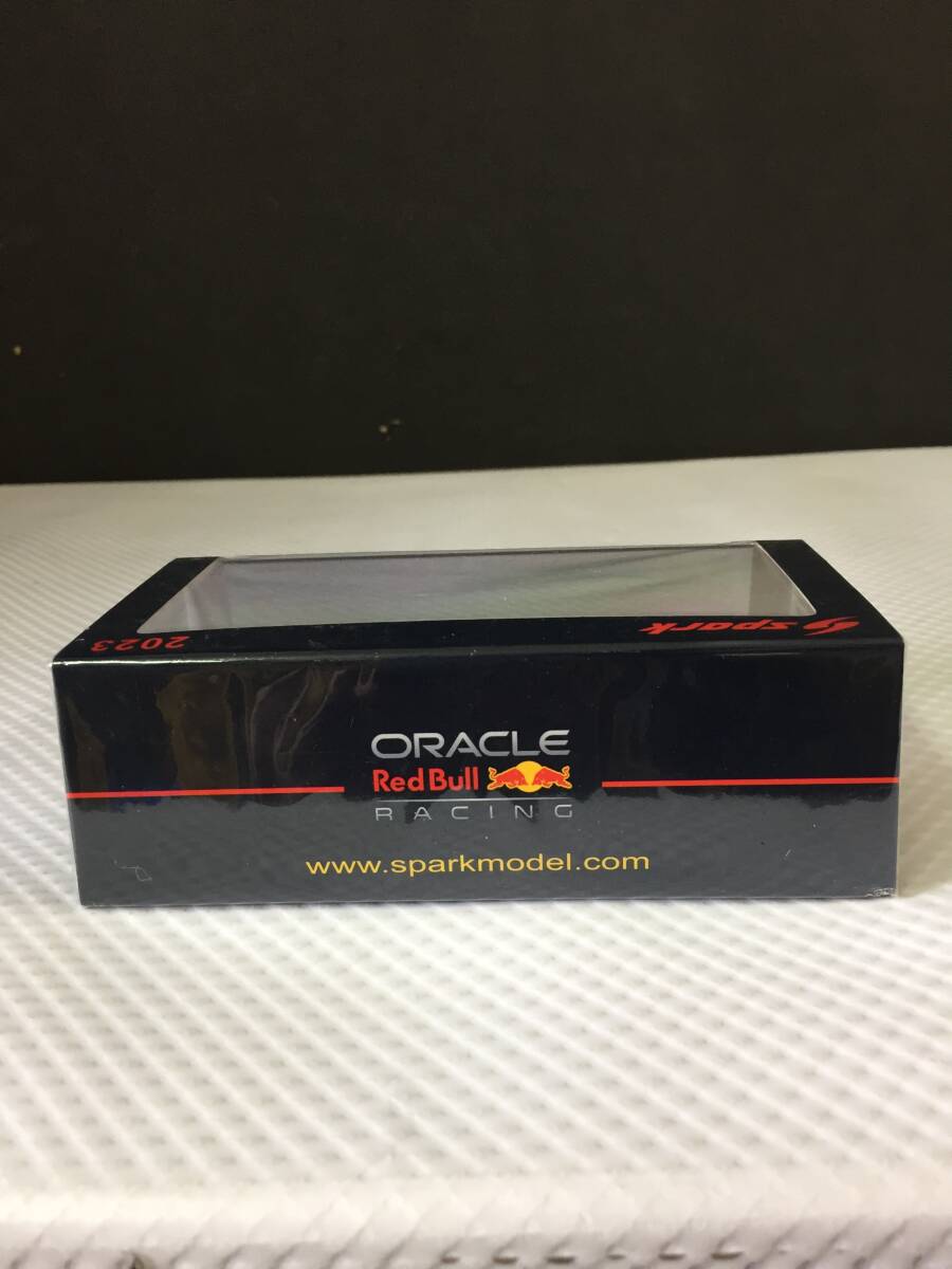 ooQ905s* 送料無料 新品 未開封 Oracle Red Bull Racing RB19 Wlnner Azerbaijan GP 2023_画像6