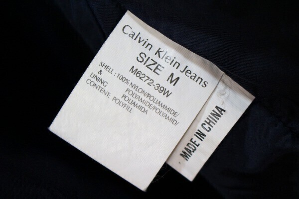 Calvin Klein Jeans カルバンクライン 綺麗め コート キルティング 軽アウター 中綿 ジャケット 無地 M 紺 ネイビー メンズ [747712]の画像8