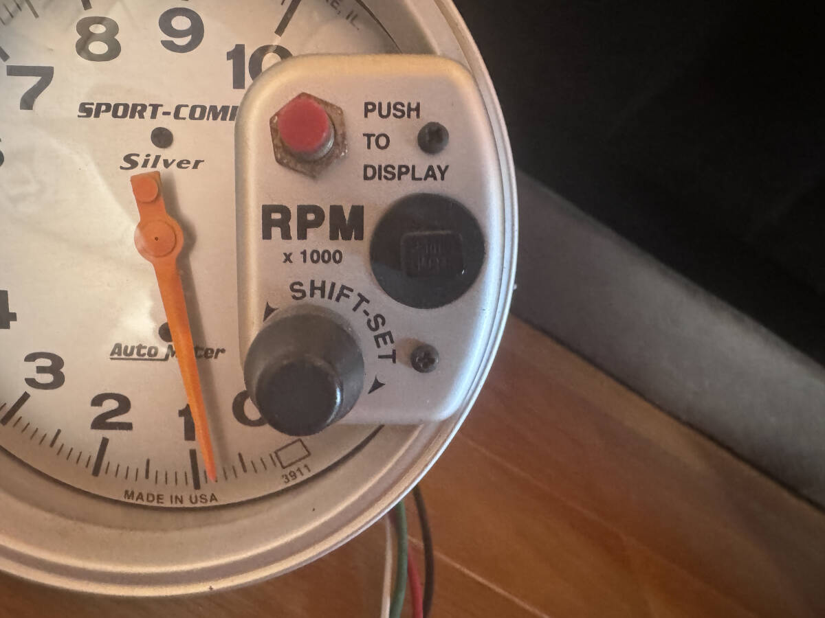 # auto meter SPORT-COMP 3911 all-purpose tachometer shift light attaching #