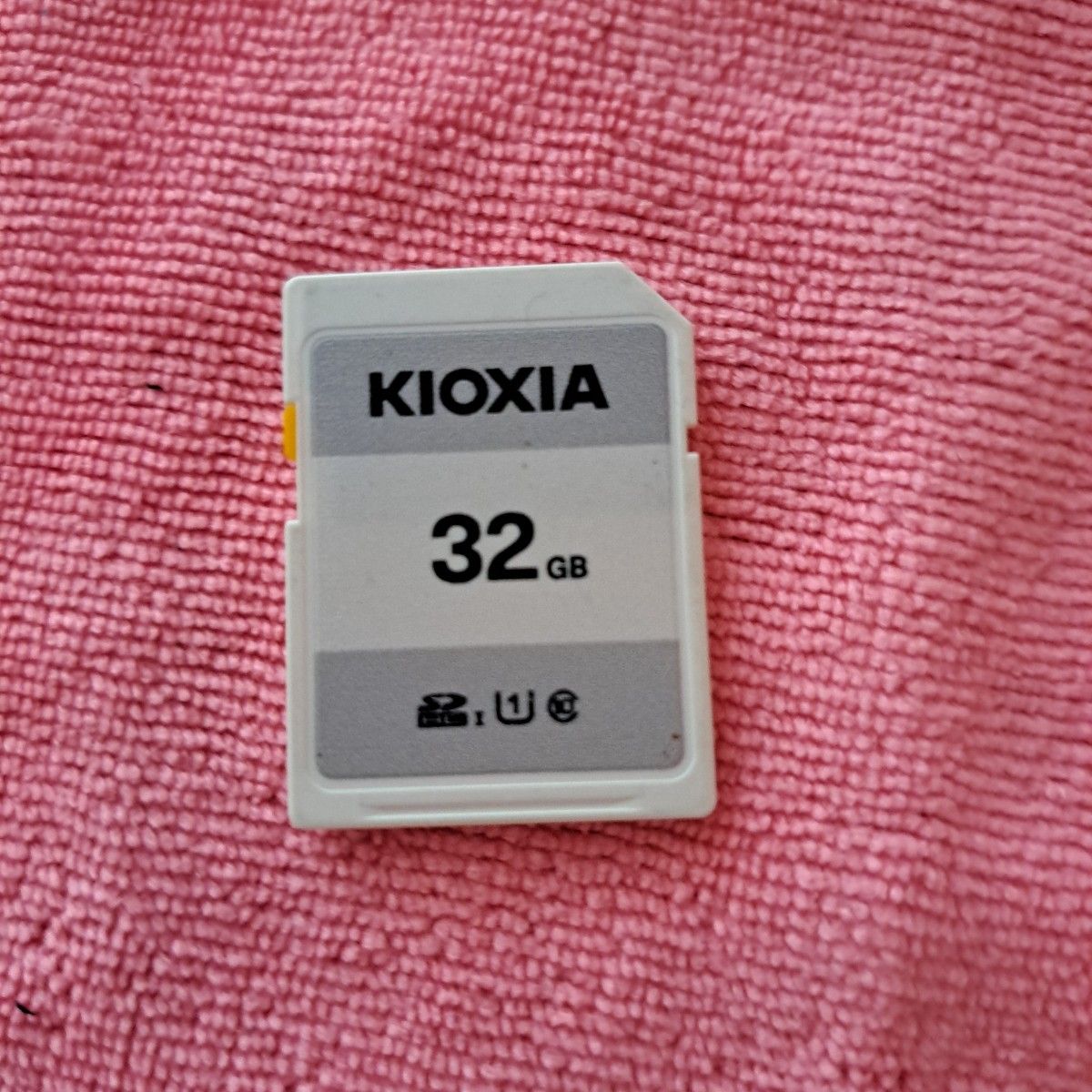 キオクシア 　メモリーカード　３２ＧＢ　ＳＤＨＣ１個 SDカード KIOXIA