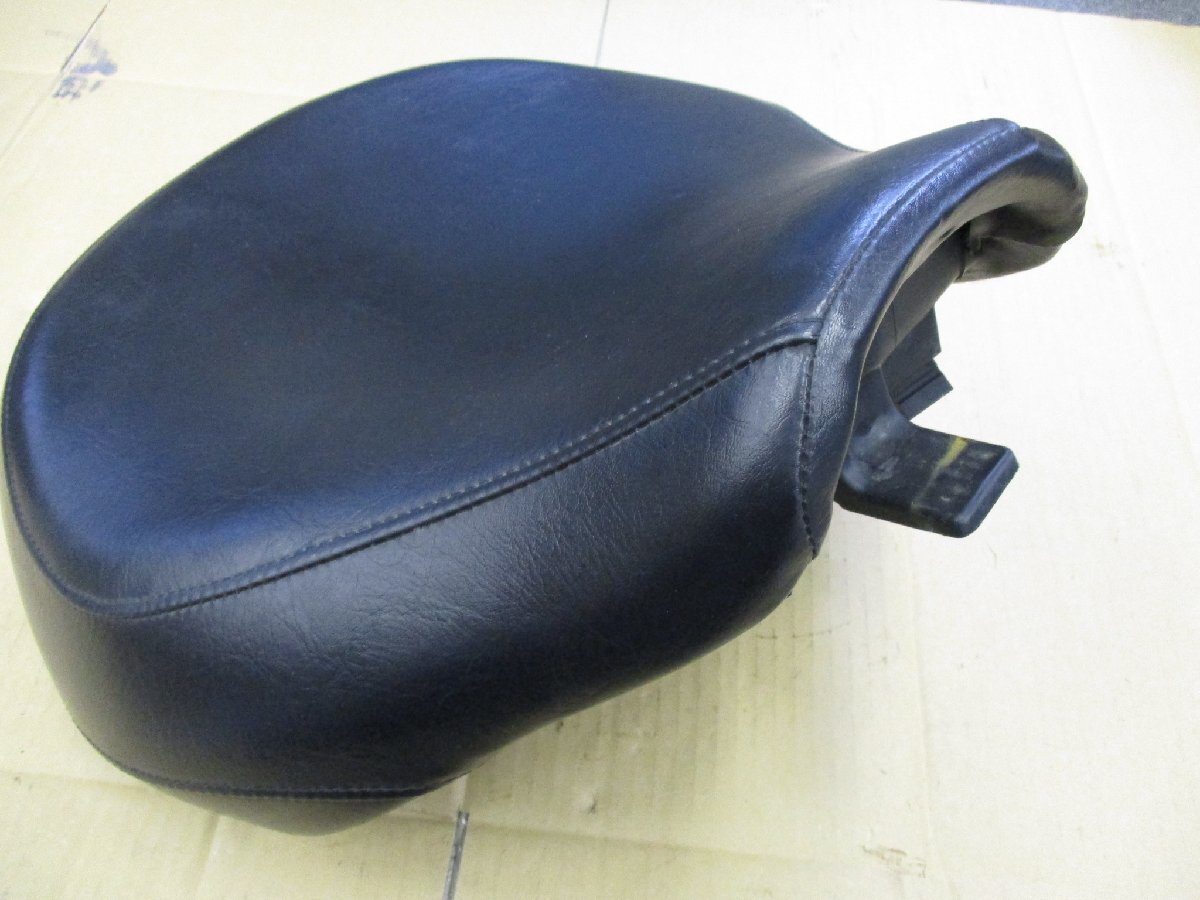 バイク部品　ハーレーダビッドソン　純正シート2点セット　タンデムシート　45110-41F00　45310-41F00　中古品_画像2