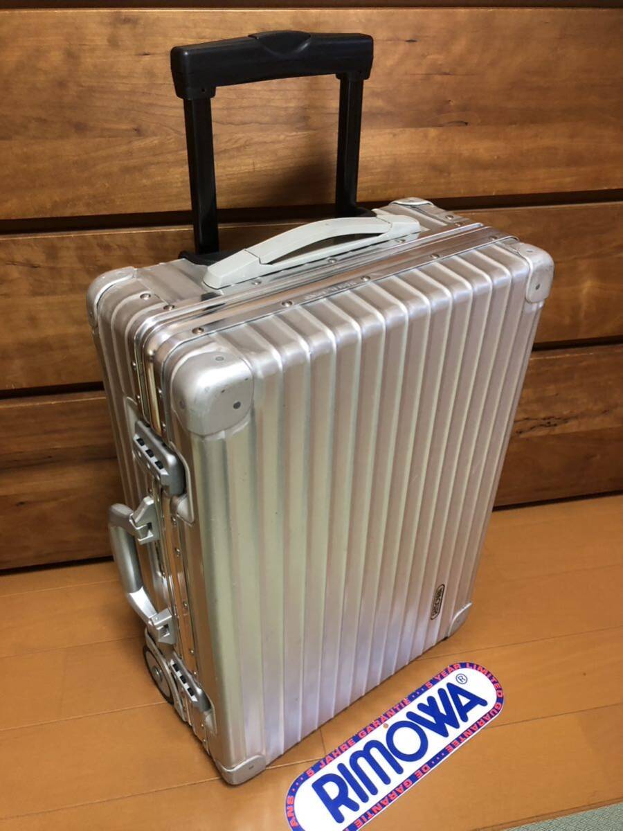 【激レア美品】リモワ　クラッシック　RIMOWA Classic 黒ロゴ　　_画像1