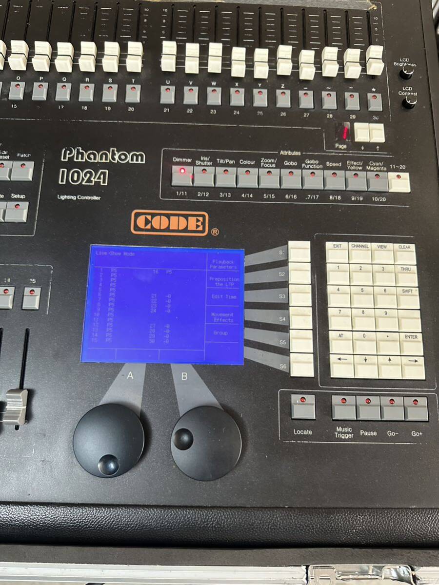 Phantom 1024 ライティングコントローラー ※ジャンク品 Yahoo!オークション - CODE PHANTOM 1024 照明卓 動作未確認ジャンク