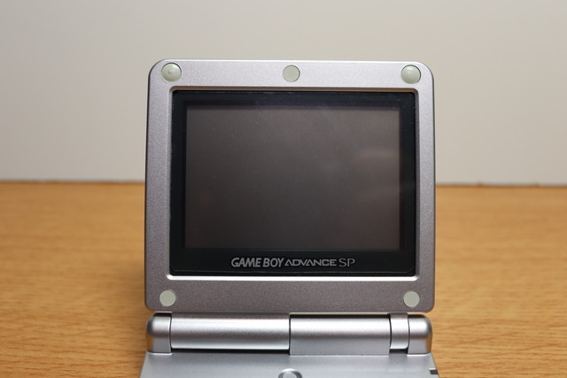 任天堂 ゲームボーイアドバンスSP 動作品 AGS-001 GAME BOY プラチナシルバー? 本体のみ GBA Nintendo ニンテンドー ゲーム機器 の画像4