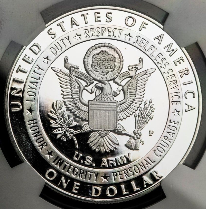 2011 米国  銀貨 米国陸軍シルバー ダラー 1$  NGC PF70 UC