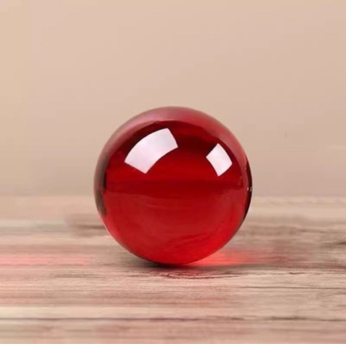 クリスタルボール　水晶　レッド　赤　5cm  水晶玉　開運　縁起物　インテリア　風水　魔除け　パワー