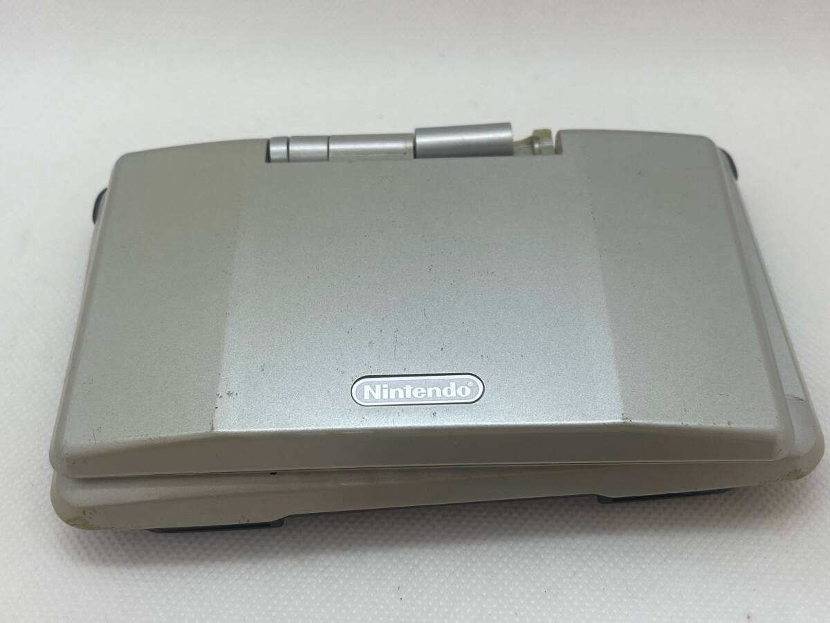 #2520A　Nintendo 任天堂 ニンテンドーDS lite USG-001 2台＋NTR-001 1台 計3台セット 充電器2つ/ソフト6本あり 起動確認済 ジャンク品_画像2