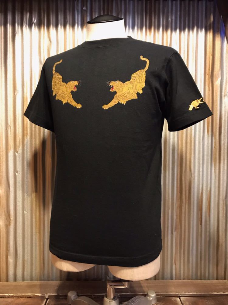 H461LPL メンズTシャツ CROPPED HEADS CROWS クロップドヘッズ クローズ プリント コラボ 坊屋春道 スカジャン / S 全国送料一律360円_画像1