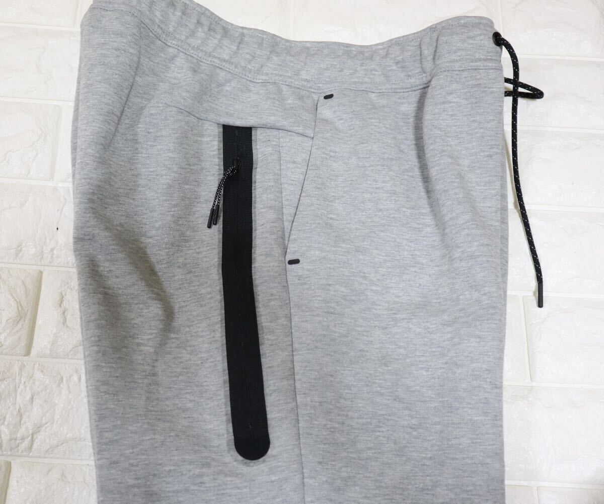 新品 Mサイズ NIKE ナイキ NSW メンズ　テックフリース　ショートパンツ グレー　Tech Fleece