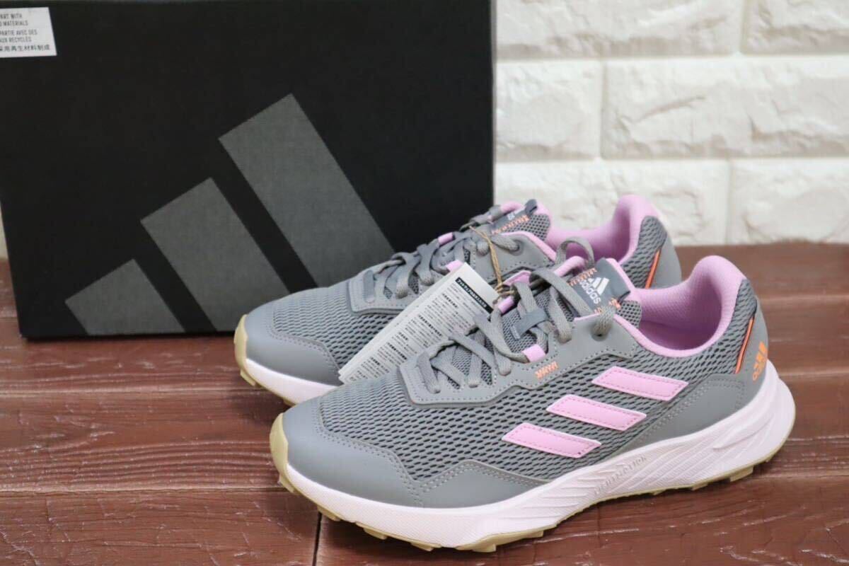 新品 24 5㎝ adidas アディダス ウィメンズ トレース 新品 24 5㎝ adidas アディダス ウィメンズ トレース