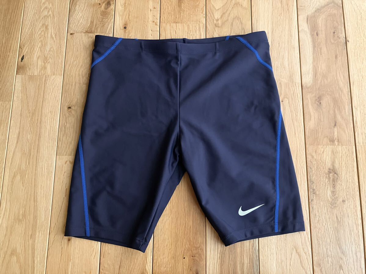 新品 男の子 キッズ ナイキ NIKE 水着 170センチ ネイビー_画像1