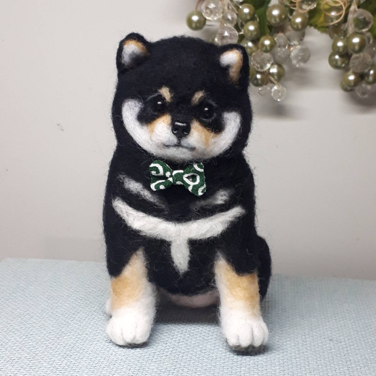 羊毛フェルト 犬 柴犬 黒柴子犬 - 羊毛フェルト 羊毛フェルト 犬 柴犬 黒柴子犬 - 羊毛フェルト