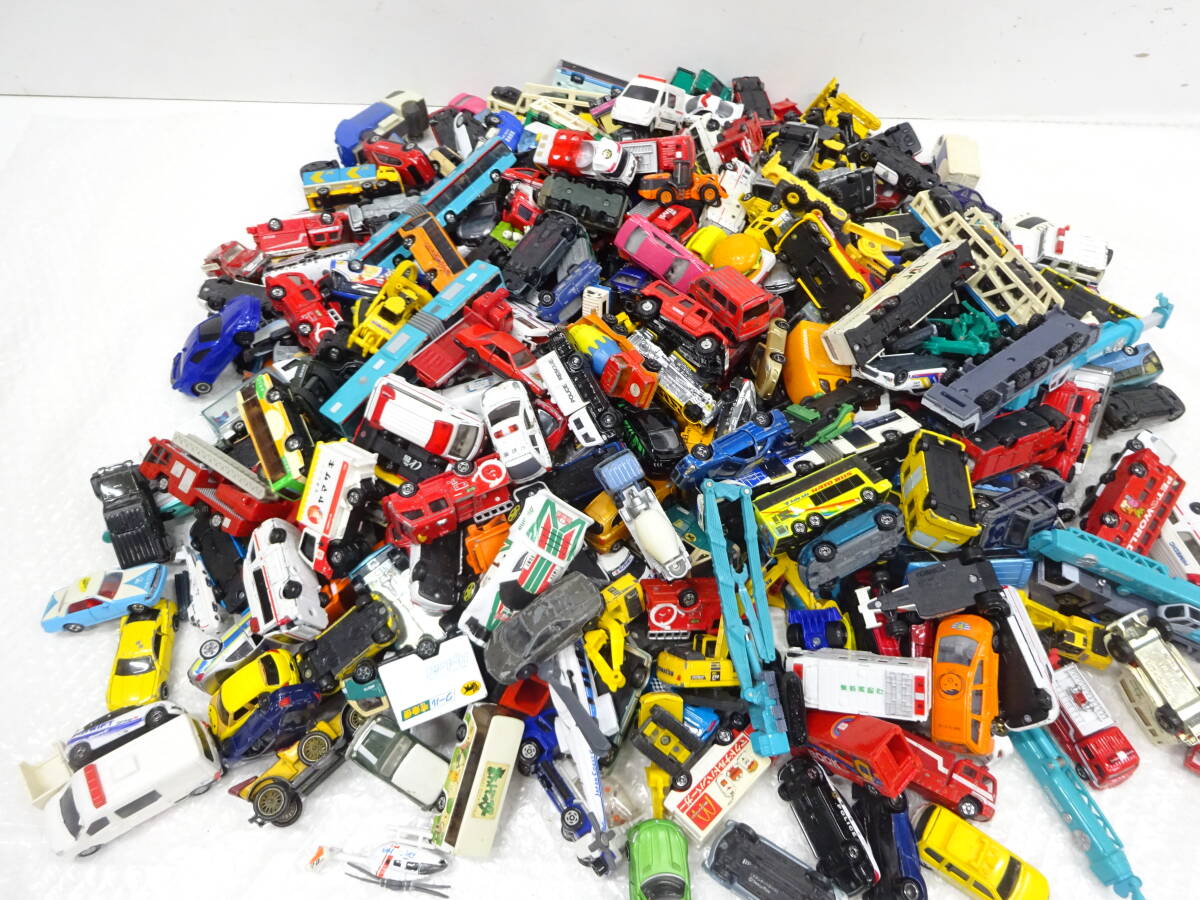 お得セット Yahoo!オークション 約 ミニカーなど大量セット トミカ TOMICA - その他