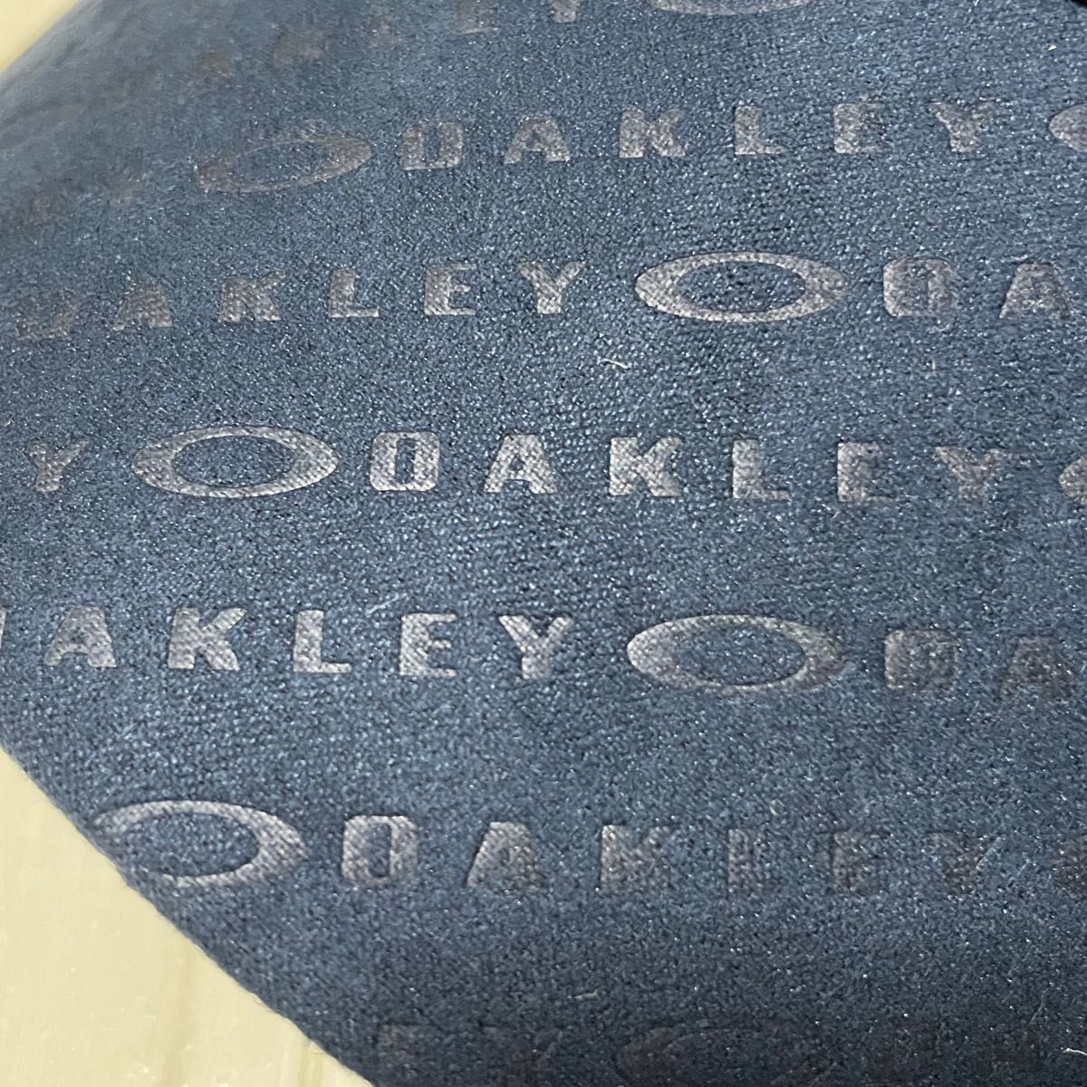 OAKLEY オークリー ネイビー サンバイザーネイビー、フリーサイズ。新品未使用です。  